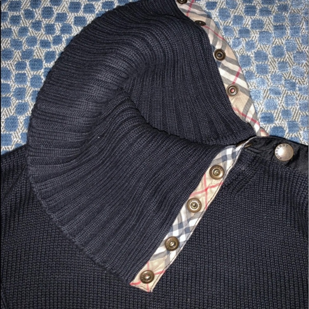 Burberry black sweater classic check plaid trim